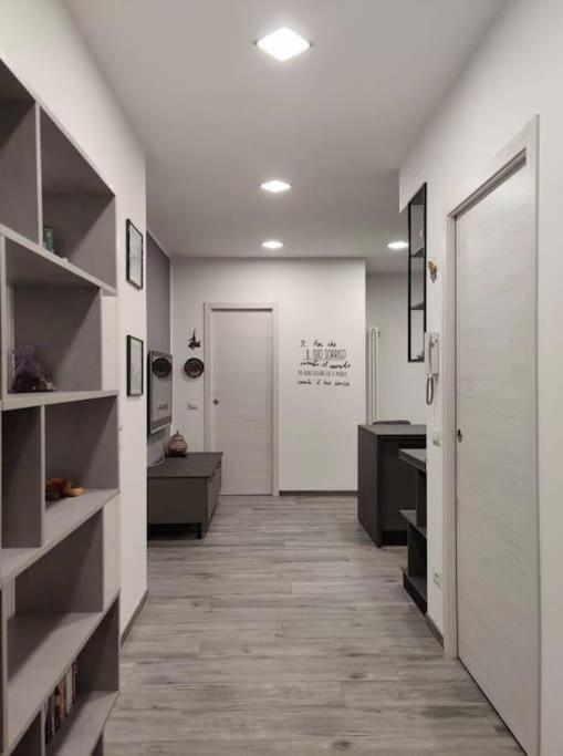 De Angeli District Apartment Milan Luaran gambar